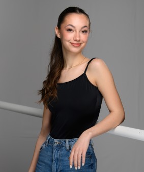 Стефания Николова