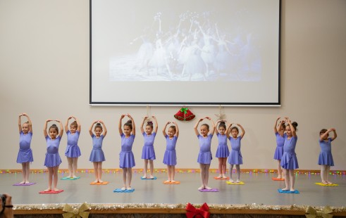 Коледен концерт 19.12.2021